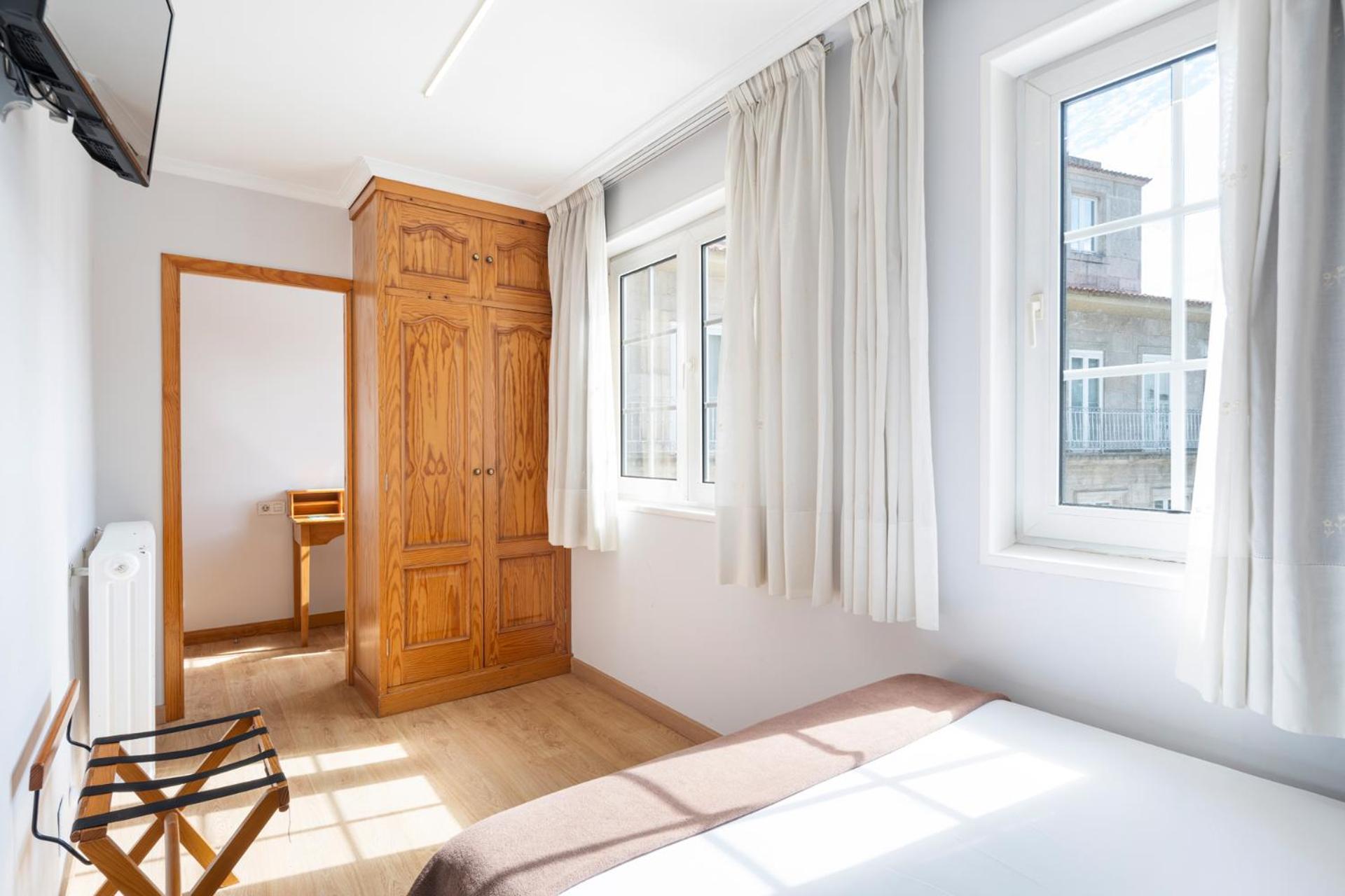 Hotel Alda Puerta Del Sol 比戈 外观 照片