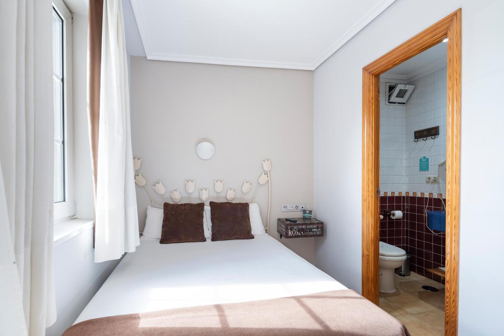 Hotel Alda Puerta Del Sol 比戈 外观 照片